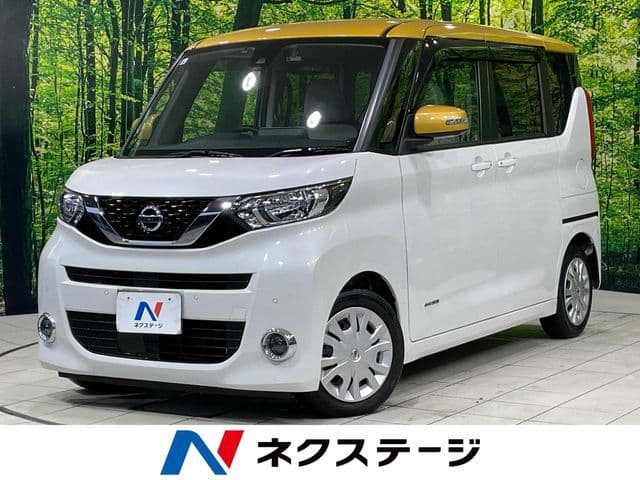 NISSAN