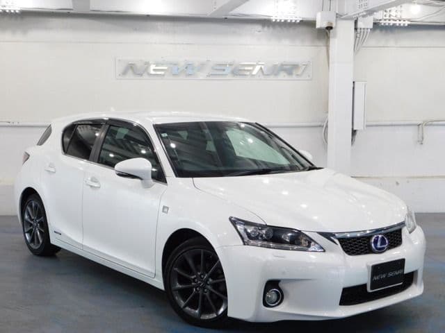 TOYOTA LEXUS CT200h