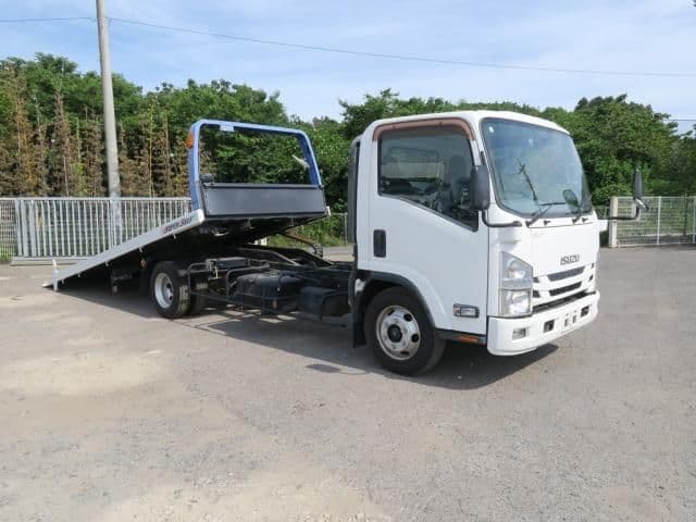 ISUZU