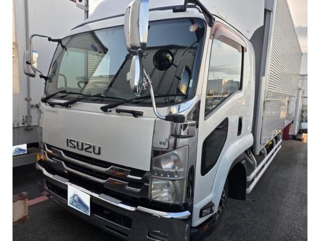 ISUZU