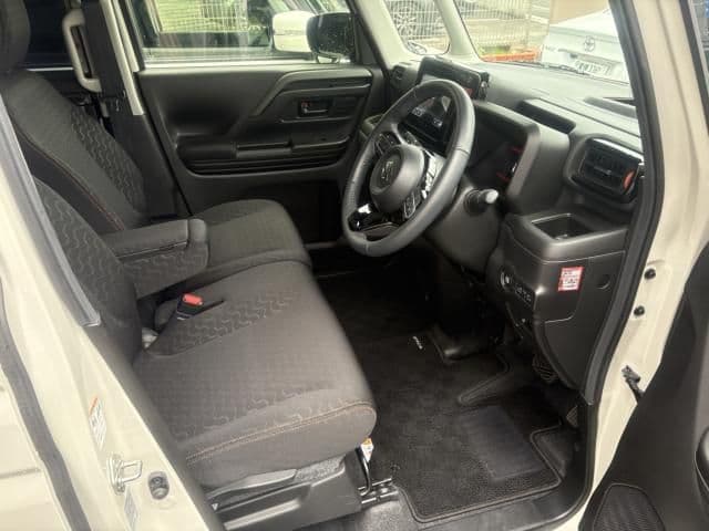 Car thumbnail 4
