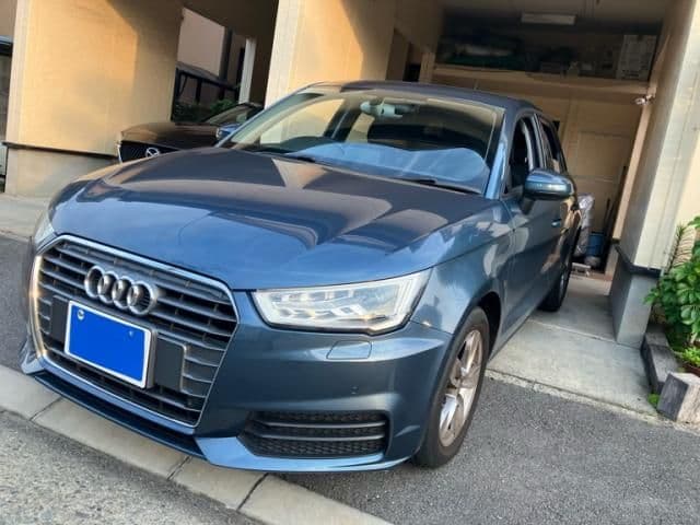 Car image 1