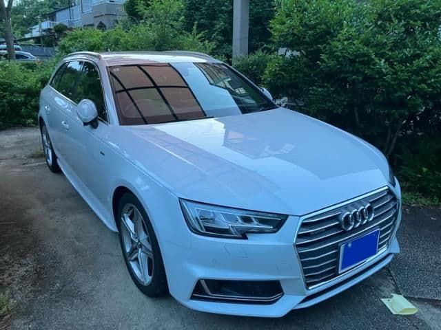 AUDI
