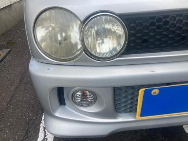 Car thumbnail 3