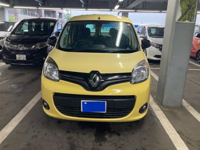 RENAULT