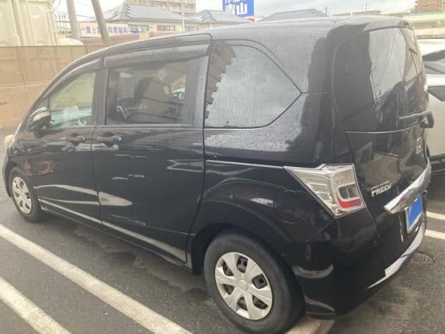 Car thumbnail 4
