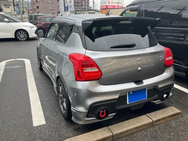 Car thumbnail 3
