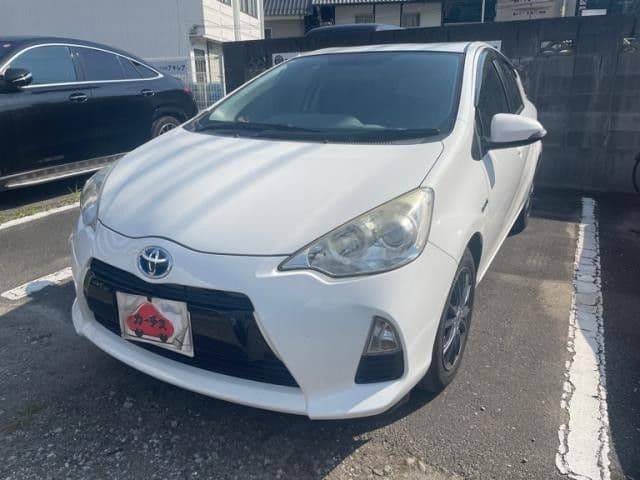 Car image 1