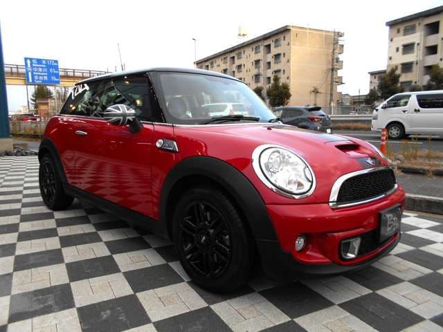 Car thumbnail 3