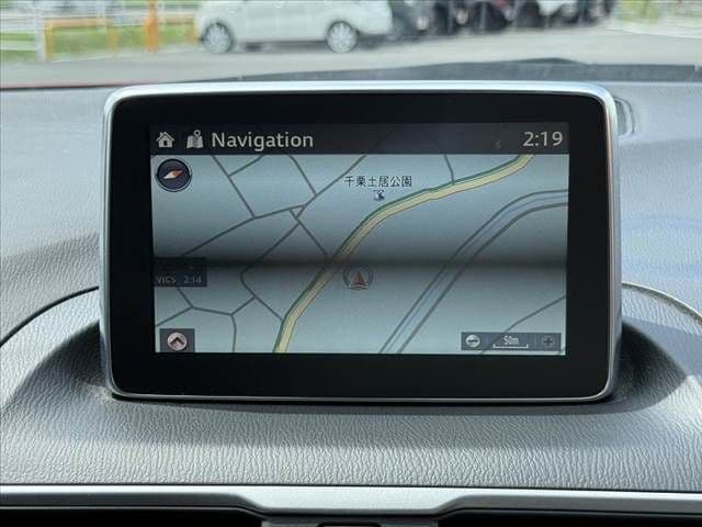 Car thumbnail 3
