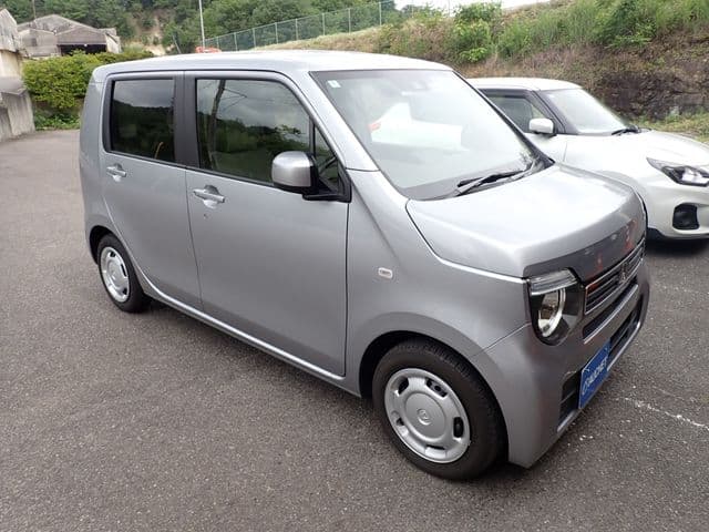 Car thumbnail 4