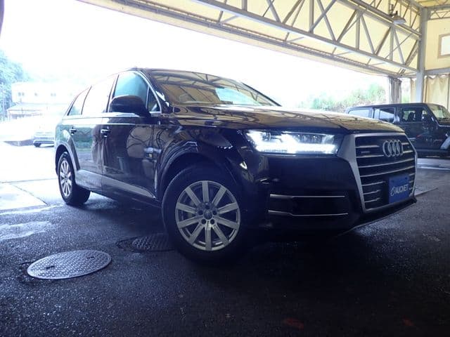 AUDI