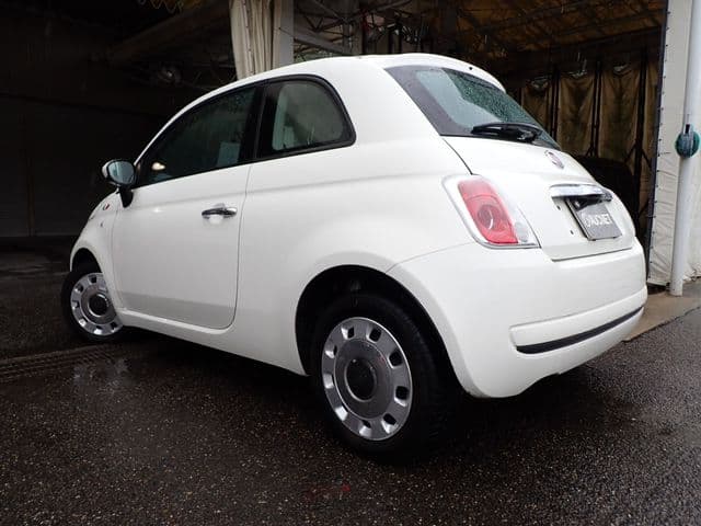 Car thumbnail 3