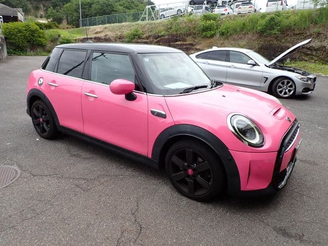 Car thumbnail 4