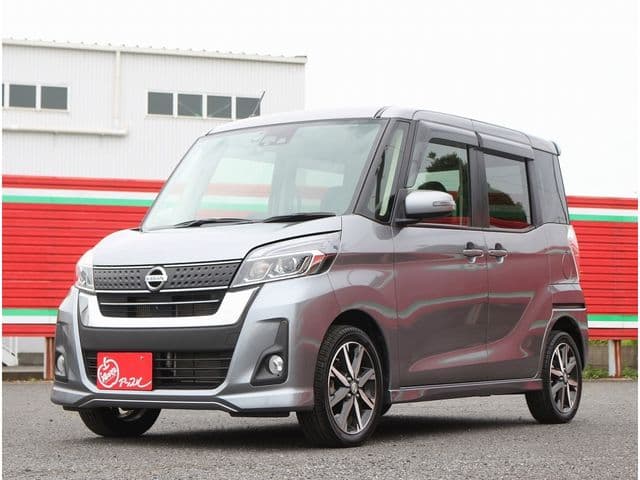 NISSAN