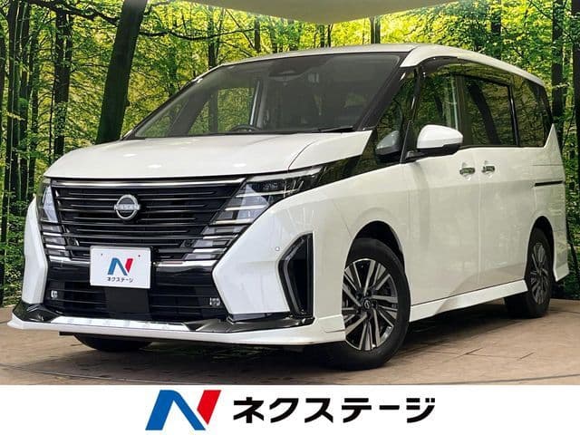 NISSAN