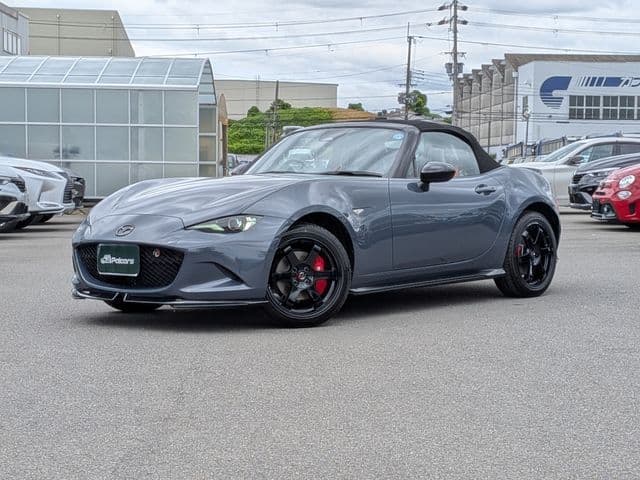 Car image 1