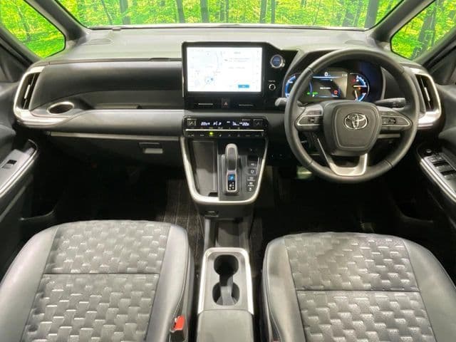 Car thumbnail 4