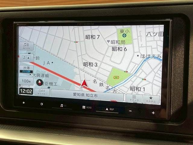 Car thumbnail 3