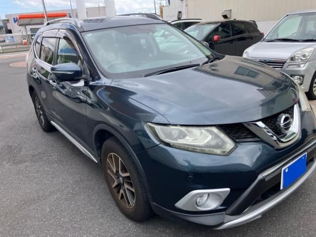 NISSAN