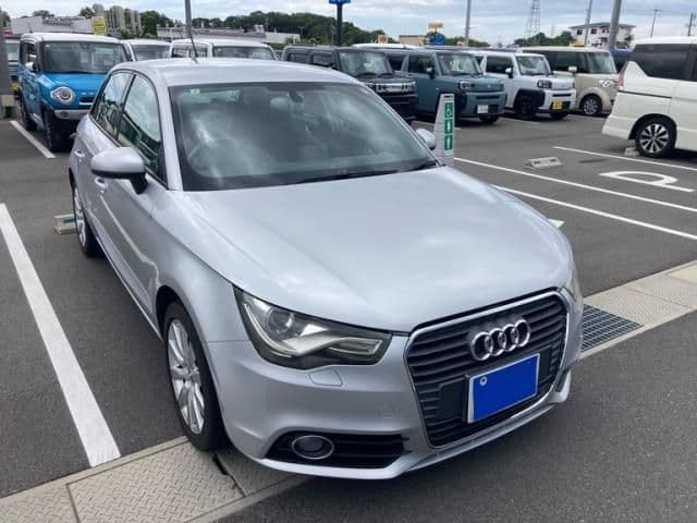 Car image 1