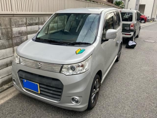 Car image 1