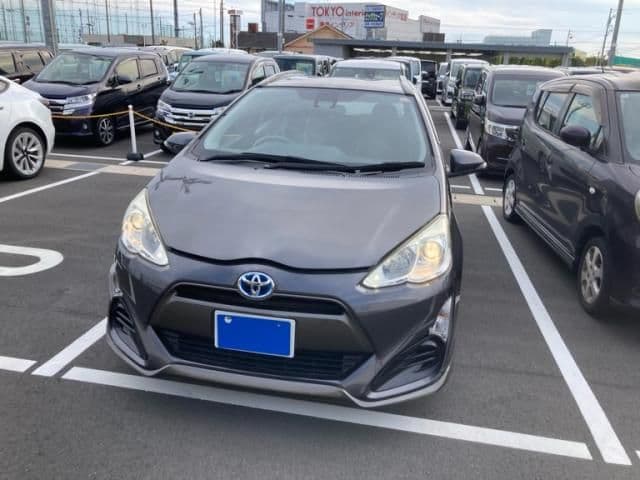Car image 1