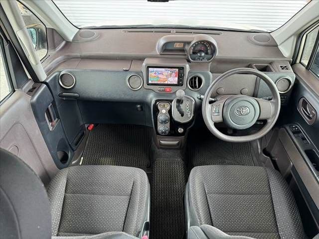 Car thumbnail 2