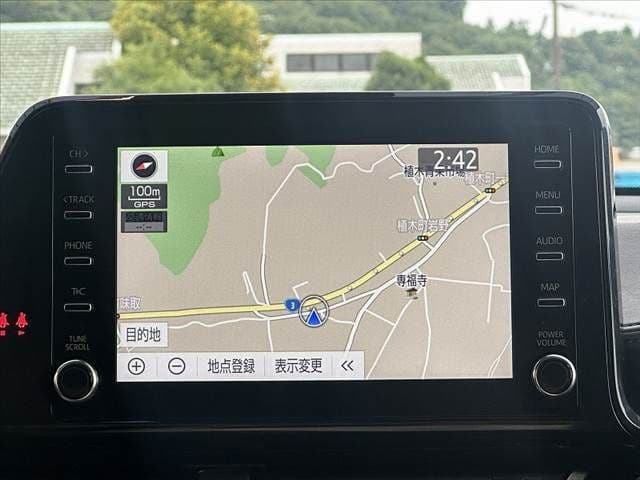Car thumbnail 3