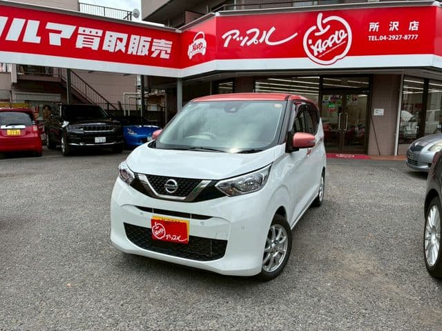 NISSAN