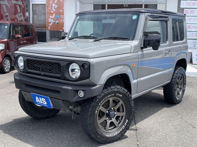 SUZUKI