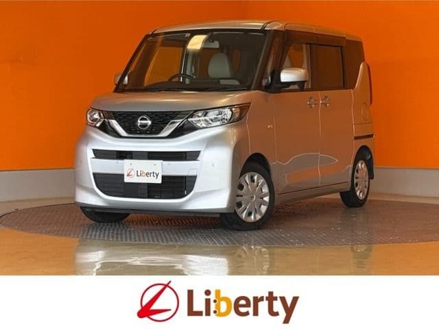 NISSAN