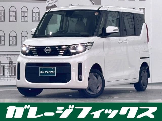 NISSAN ROOX 4WD