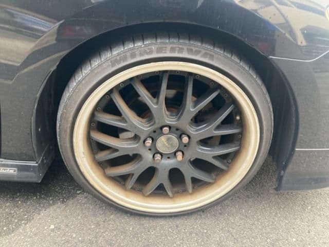 Car thumbnail 4