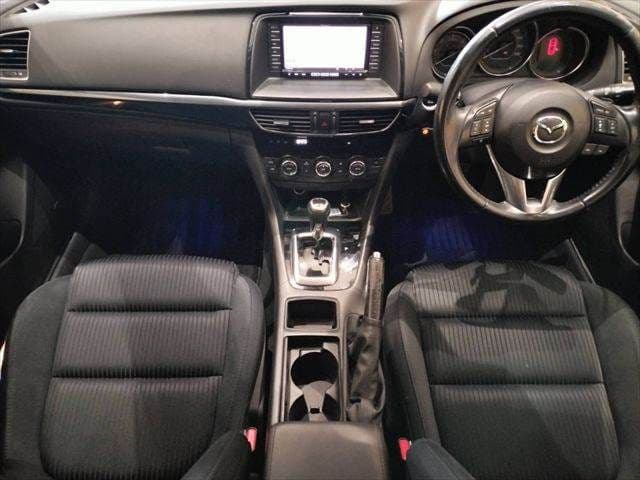 Car thumbnail 3
