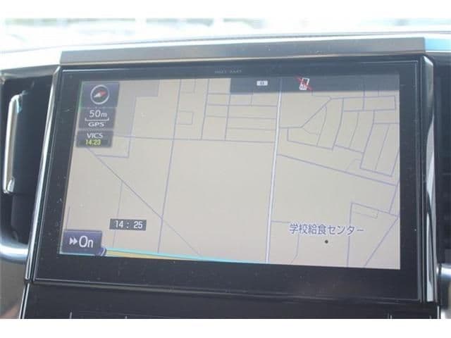 Car thumbnail 3