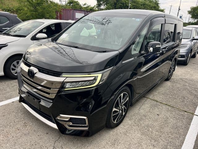 Car image 1