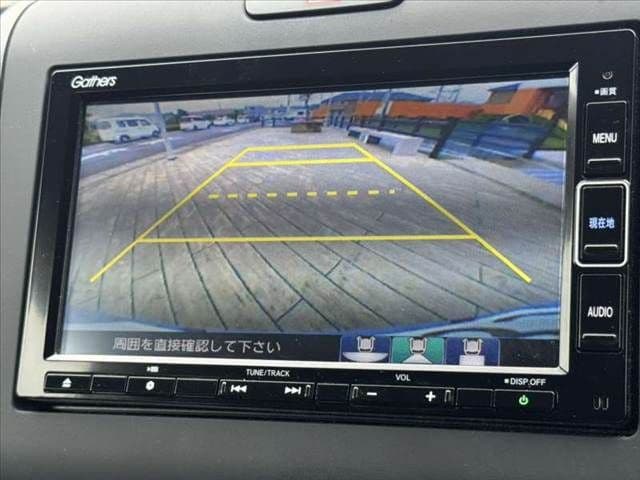 Car thumbnail 3