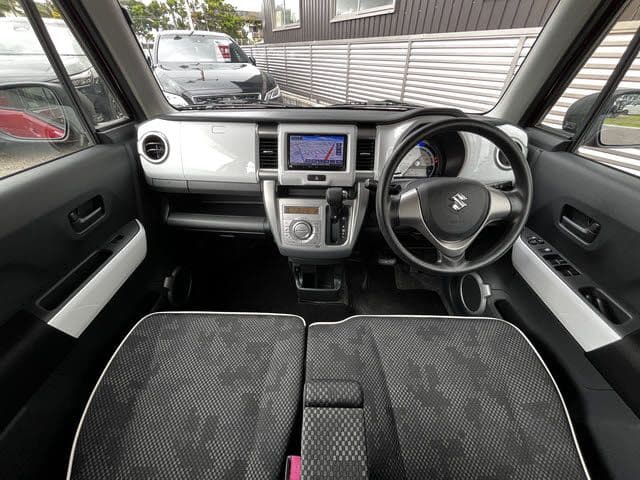 Car thumbnail 2