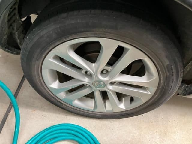 Car thumbnail 2