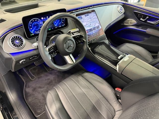 MERCEDES BENZ