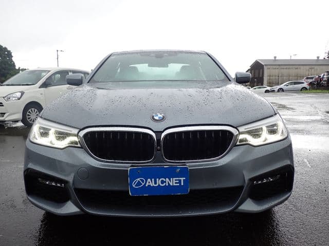 Car thumbnail 4