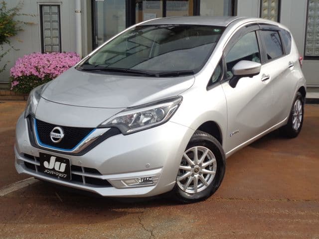 NISSAN