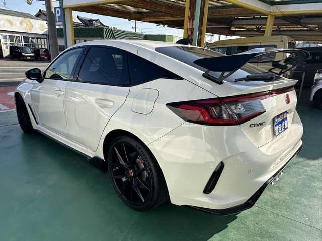 Car thumbnail 4