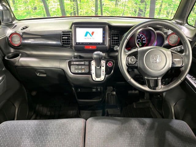 Car thumbnail 3
