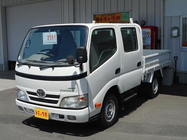 TOYOTA DYNA