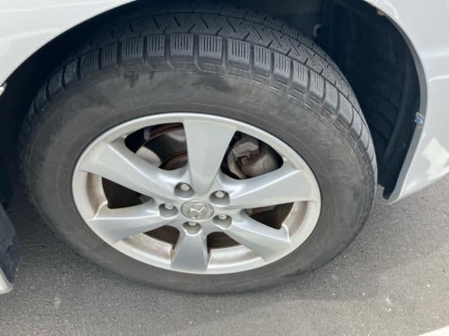 Car thumbnail 3