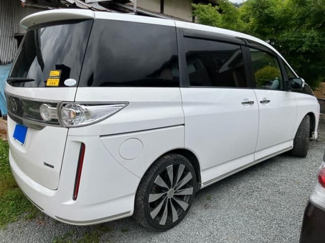 Car thumbnail 2
