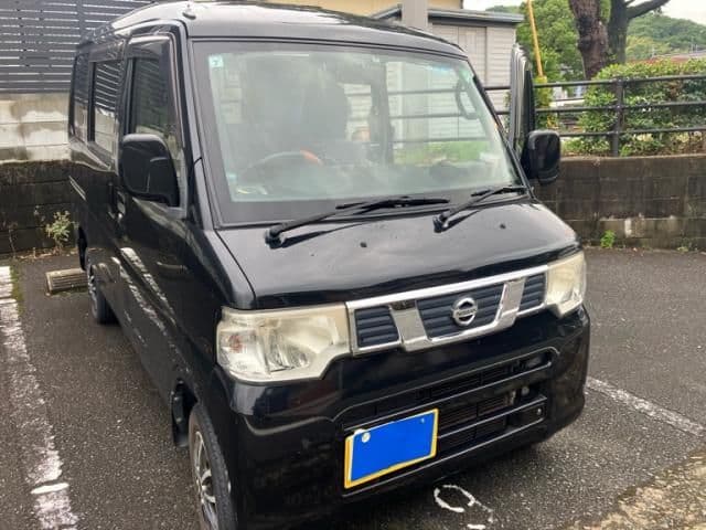 NISSAN