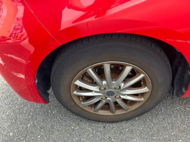 Car thumbnail 4